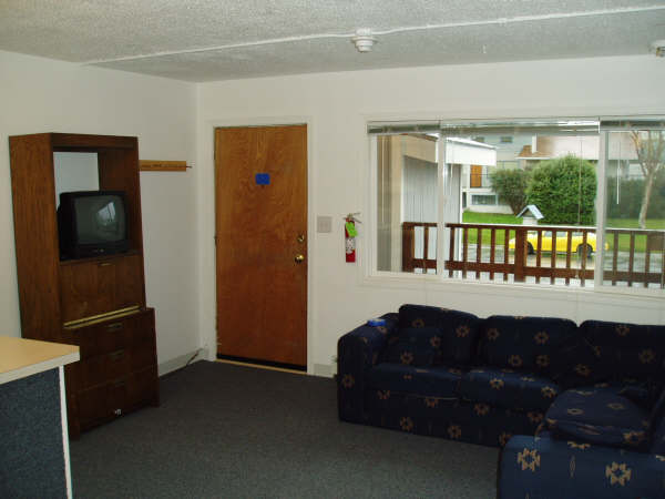 Bent Prop Inn, Anchorage, Alaska, online booking for hotels and budget bed & breakfasts in Anchorage