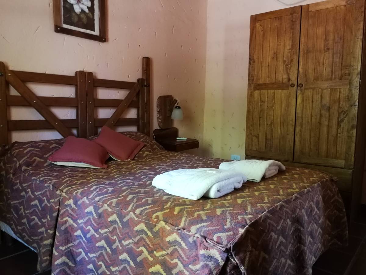 Cabanas Las Escondidas, San Rafael, Argentina, compare reviews, hostels, resorts, motor inns, and find deals on reservations in San Rafael