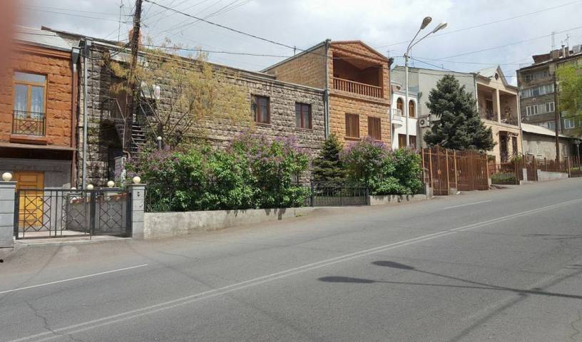 Home Yerevan 1 photo