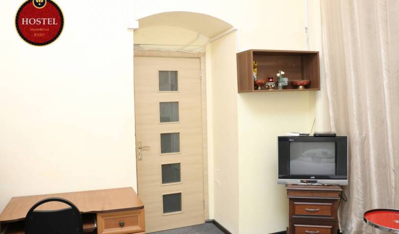 Main Street - Search available rooms and beds for hostel and hotel reservations in Baku, youth hostel 2 photos