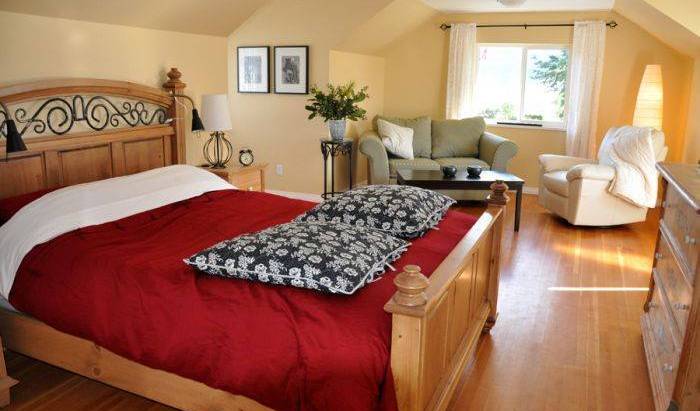 Packhouse Bed and Breakfast, famous hostels 5 photos