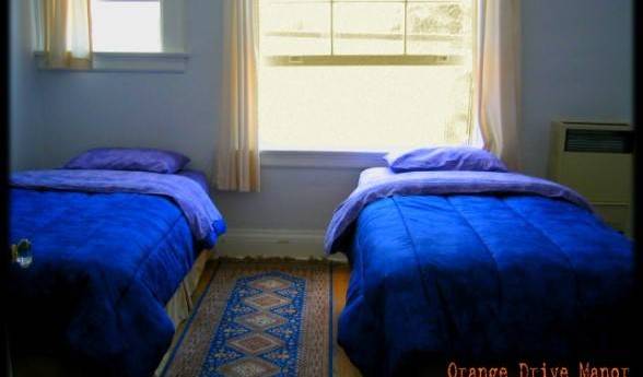 Orange Drive Hostel - Get cheap hostel rates and check availability in Hollywood 2 photos