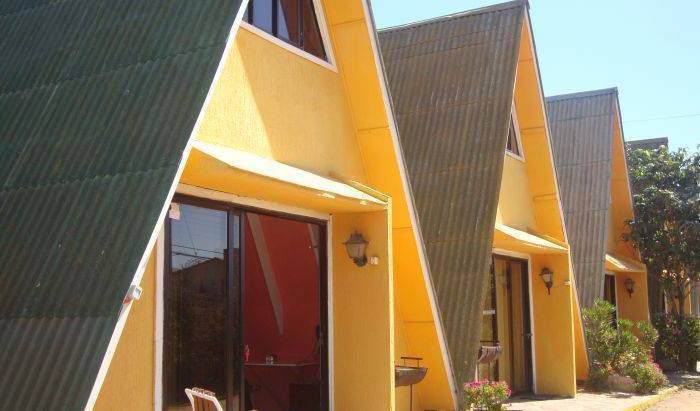 Cabanas Javi Las Cruces - Search for free rooms and guaranteed low rates in Algarrobo, list of best international youth hostels and backpackers 15 photos