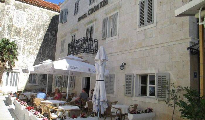 Hotel Croatia - Search for free rooms and guaranteed low rates in Baska Voda, youth hostel 18 photos