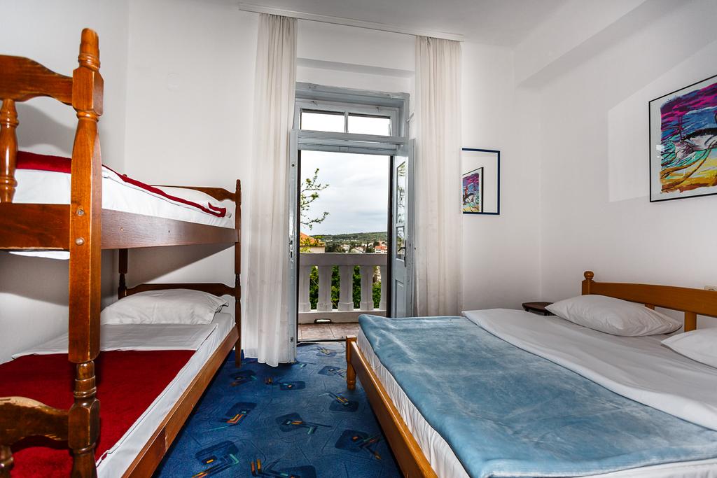 Hostel Krk, Krk, Croatia, Croatia hostli in hoteli