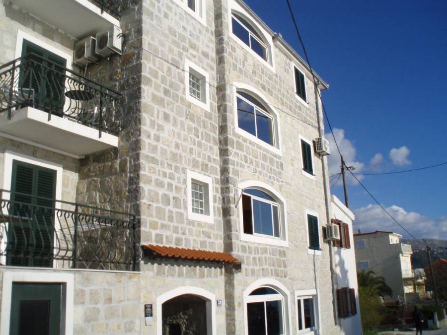 Villa Plazibat, Split, Croatia, hostels near beaches and ocean activities in Split
