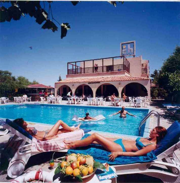 Chrysland Hotel, Ayia Napa, Cyprus, Vind avonturen in de buurt of in verre plaatsen, boek nu je hostel in Ayia Napa