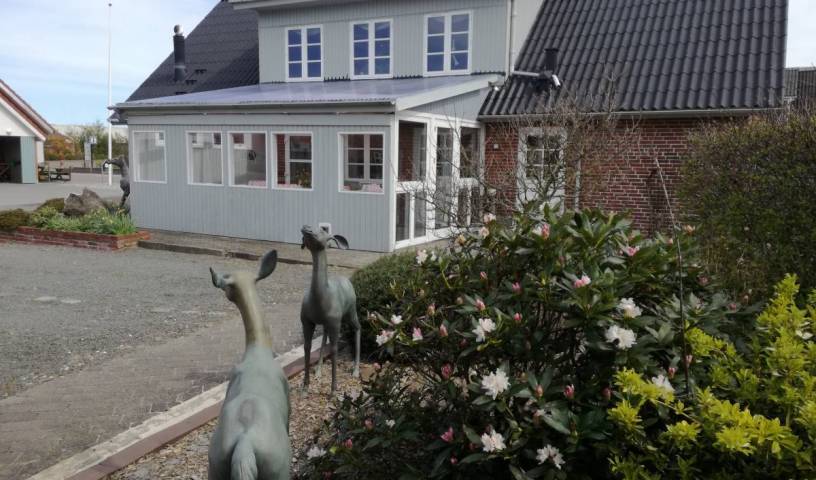 Stauning Harbor Bed and Breakfast - Spa - Get cheap hostel rates and check availability in Skjern, youth hostel 14 photos