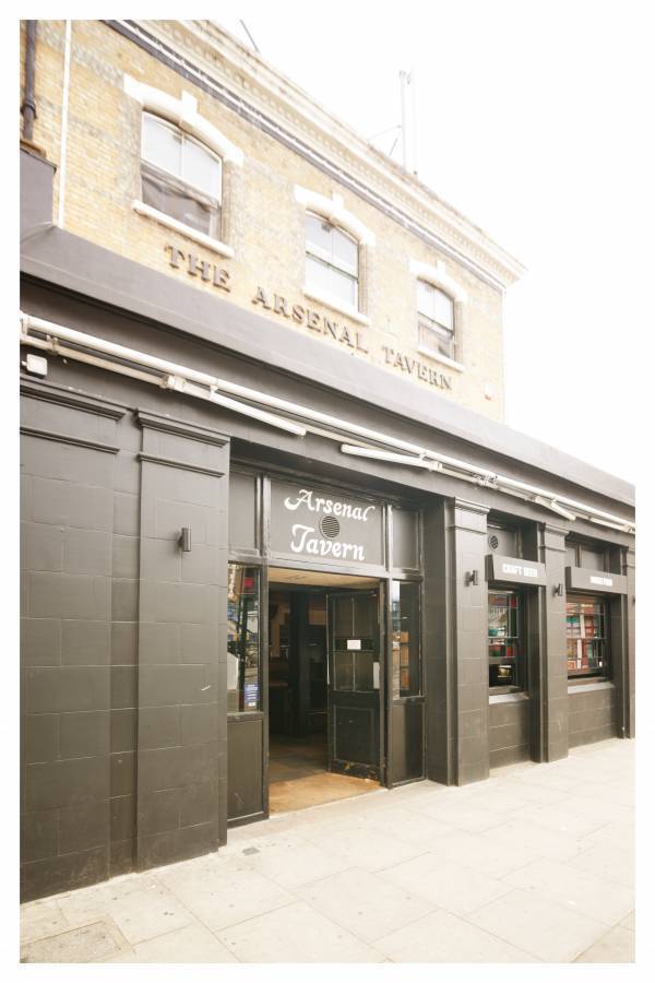 Arsenal Tavern Hostel, North London, England, expert travel advice in North London