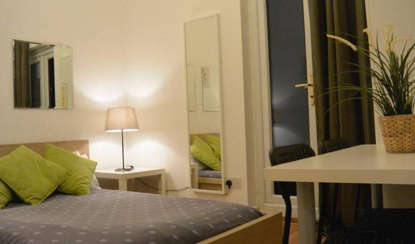 Cambridge Guesthouse - Search for free rooms and guaranteed low rates in City of London 9 photos