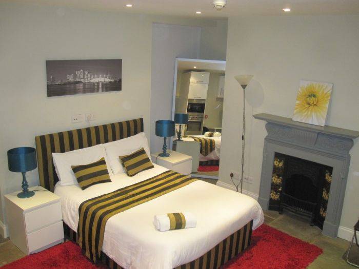 Stay In Holborn, West End of London, England, rural homes and apartments in West End of London