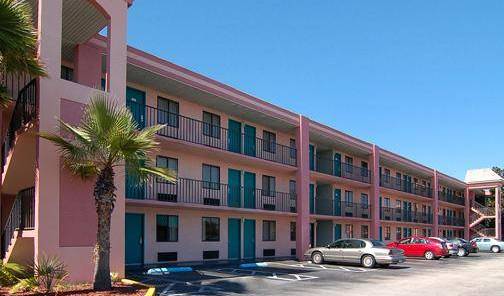 Quality Inn Maingate West -  Kissimmee, bed and breakfast bookings 7 photos