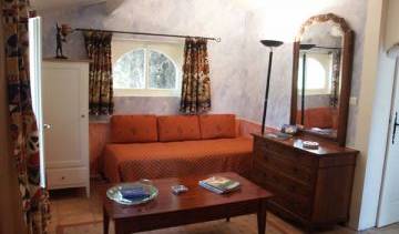 Mas De La Chapelle - Search for free rooms and guaranteed low rates in Arles 1 photo