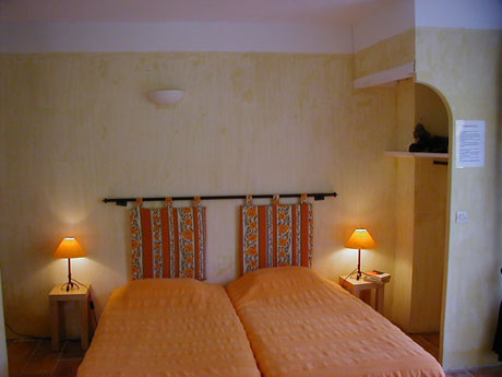 Mas De L'hermitage Maison D'hotes, Figanieres, France, youth hostels and backpackers for sharing a room in Figanieres
