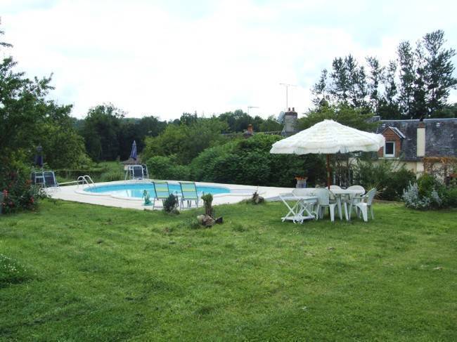 Sunset House, Limousin, France, Here to help you meet the world while staying at a hostel in Limousin