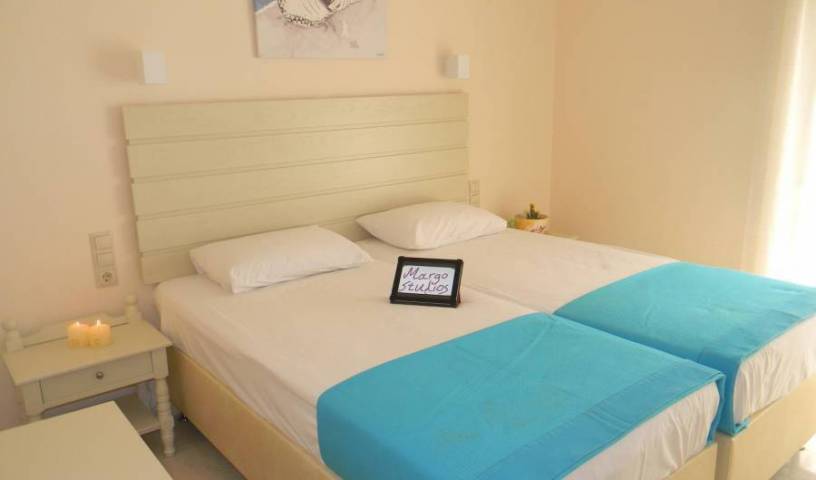 Margo Studios - Search available rooms and beds for hostel and hotel reservations in Naxos 20 photos