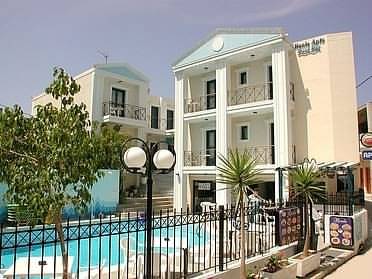 Renia Hotel Apartments, Irakleion, Greece, live like a local while staying at a hostel in Irakleion