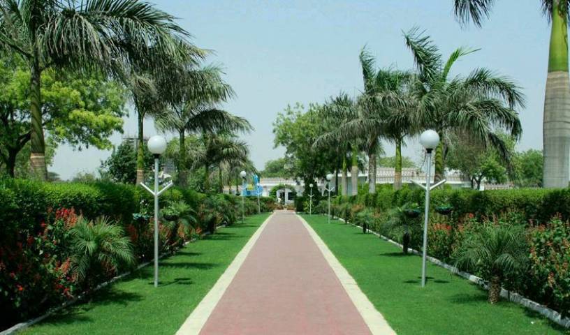 Airport Motel Aapno Ghar Resort -  Gurgaon, bed and breakfast bookings 55 photos