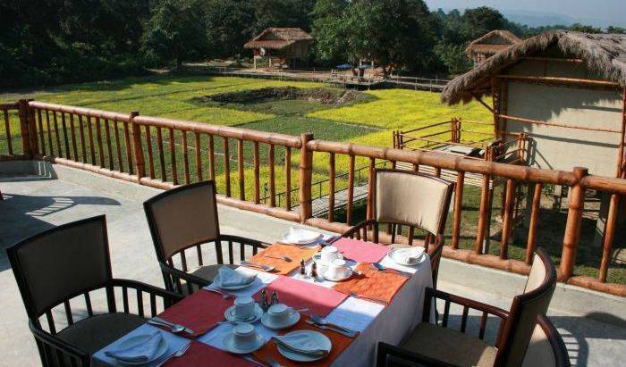Diphlu River Lodge -  Kaziranga, how to choose a bed & breakfast or hotel 15 photos