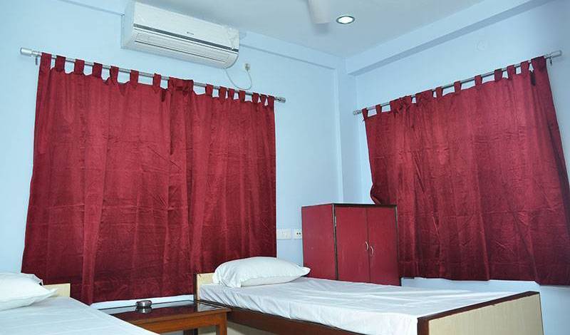 Himalaya Inn Service Apartment -  Kolkata 5 photos