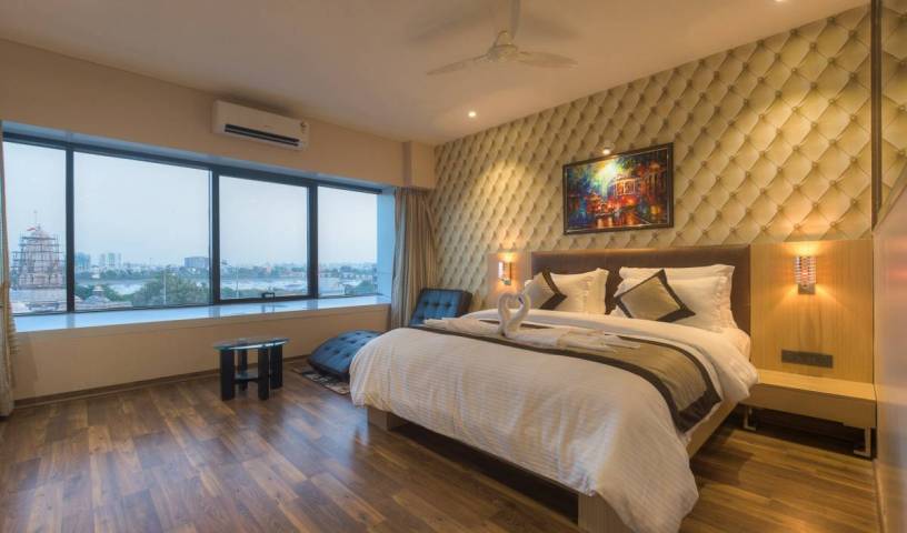 Hotel Sadbhav Villa -  Surat 7 photos