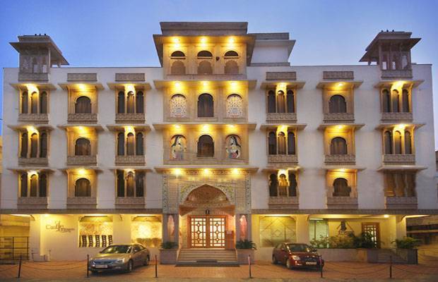 Hotel Castle Lalpura, Jaipur, India, recommendations from locals, the best bed & breakfasts around in Jaipur