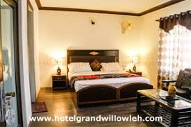 Hotel Grand Willow, Leh, India, how to select a bed & breakfast and where to eat in Leh