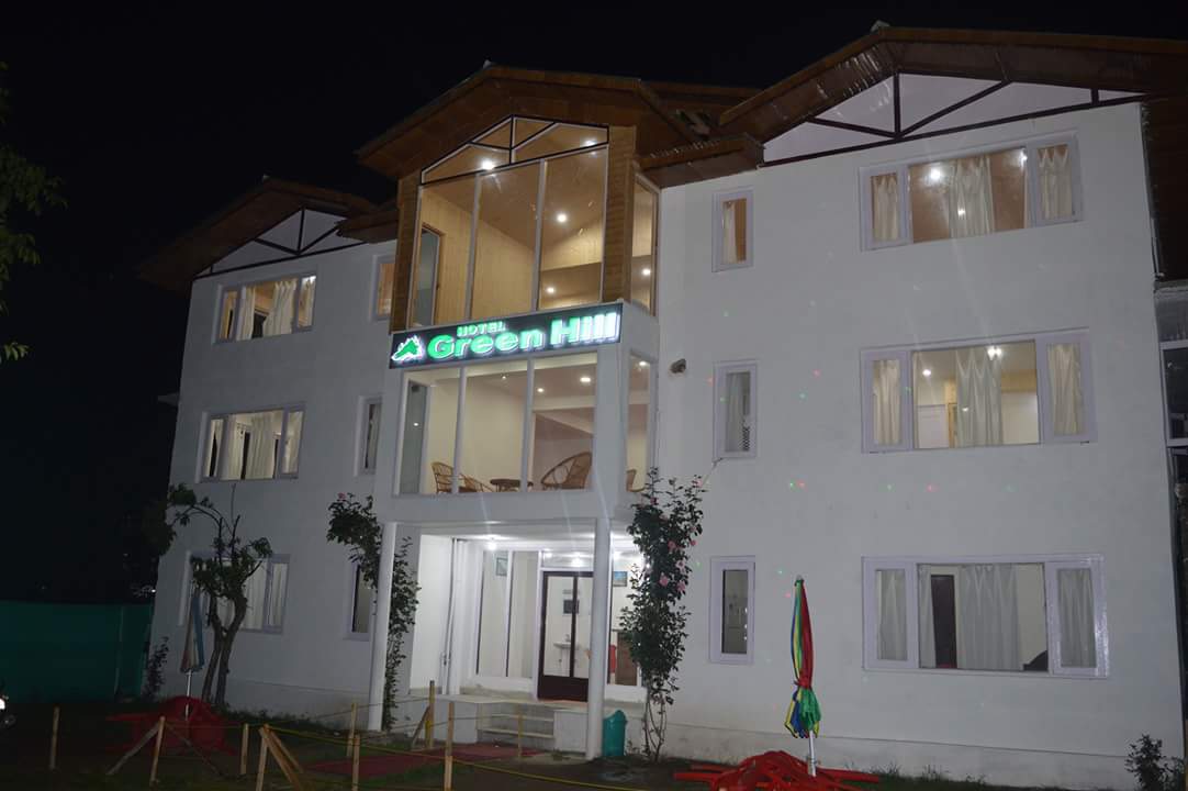 Hotel Green Hill Pahalgam-Stay of Desire, Pahalgam, India, India bed and breakfasts and hotels