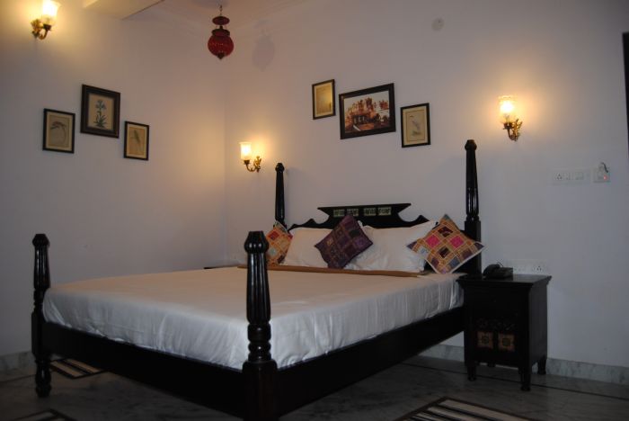 Mohan Vilas, Udaipur, India, UPDATED 2023 alternative bed & breakfasts, hotels and inns in Udaipur