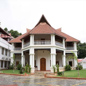 Saaral Resorts, Kuttalam, India, India bed and breakfasts and hotels