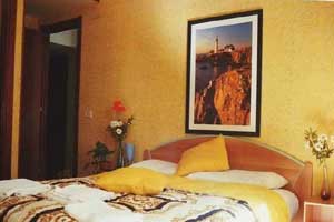 4you Bed And Breakfast, Rome, Italy, passport to savings on travel and hostel bookings in Rome