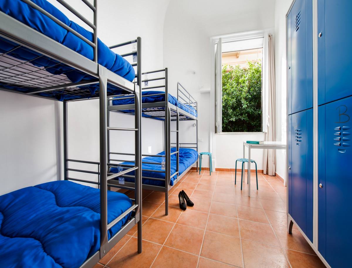 A Casa di Amici, Palermo, Italy, bed & breakfast reviews and discounted prices in Palermo