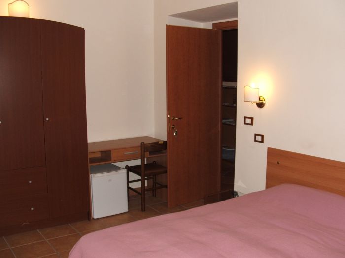 Accommodations Rome, Rome, Italy, Italy hostels and hotels