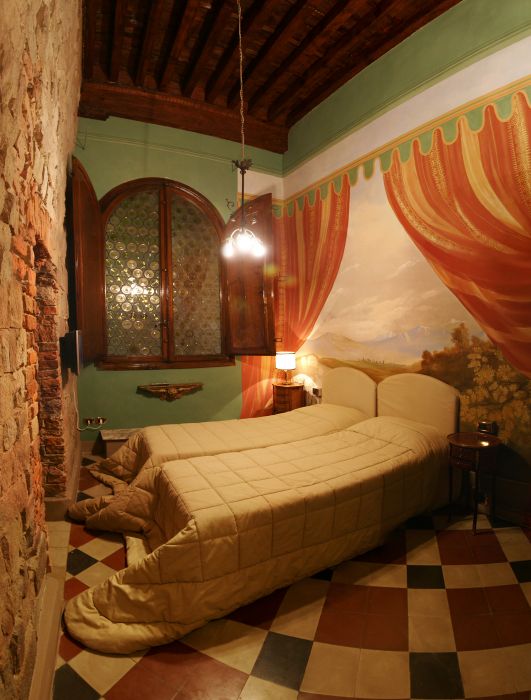 Alle Bifore Guest House, Lucca, Italy, Italy hostels and hotels
