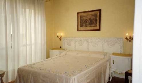Accademia -  Bergamo, find cheap bed & breakfast deals and discounts 5 photos