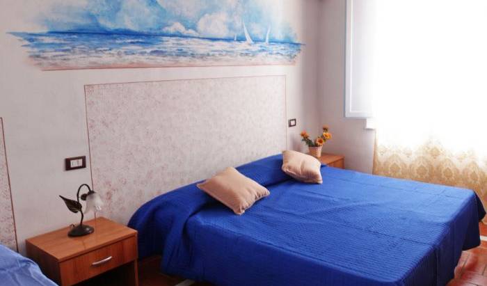 Affittacamere Leopolda - Search for free rooms and guaranteed low rates in Pisa 13 photos