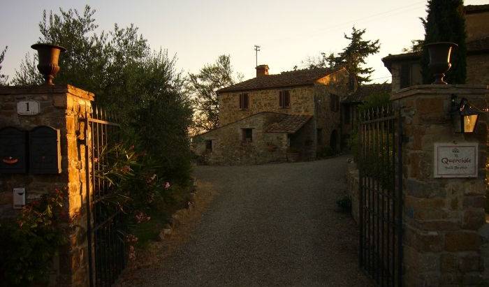 Le Querciole Bed and Breakfast -  Barberino di Val d'Elsa, fashionable, sophisticated, stylish bed & breakfasts 8 photos