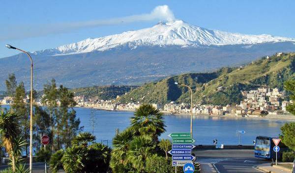 Gianni House - Search for free rooms and guaranteed low rates in Taormina 25 photos