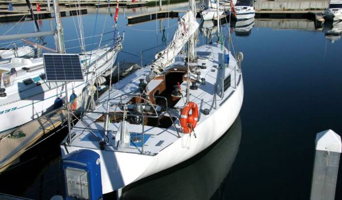 Sailing Yacht - Search for free rooms and guaranteed low rates in Venice, backpacker hostel 7 photos