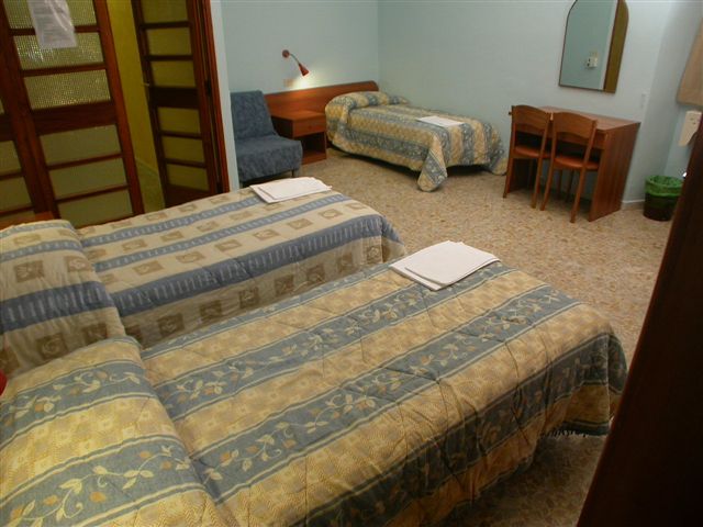 Soggiorno Prestipino, Florence, Italy, hostels with handicap rooms and access for disabilities in Florence