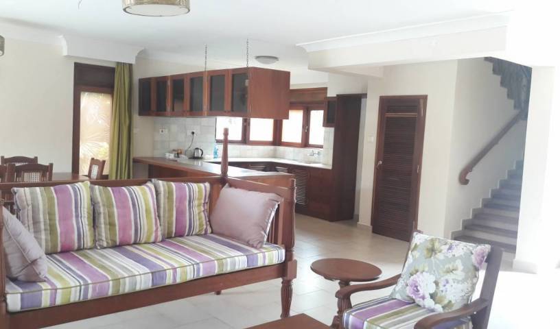 Villa Mandhari- Diani Beach - Get cheap hostel rates and check availability in Digo 2 photos