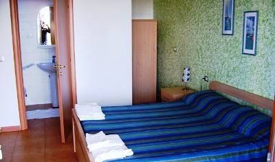Parlament Guesthouse - Get cheap hostel rates and check availability in Vilnius, youth hostel 5 photos