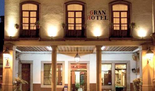 Gran Hotel - Search for free rooms and guaranteed low rates in Patzcuaro, favorite hostels in popular destinations 3 photos