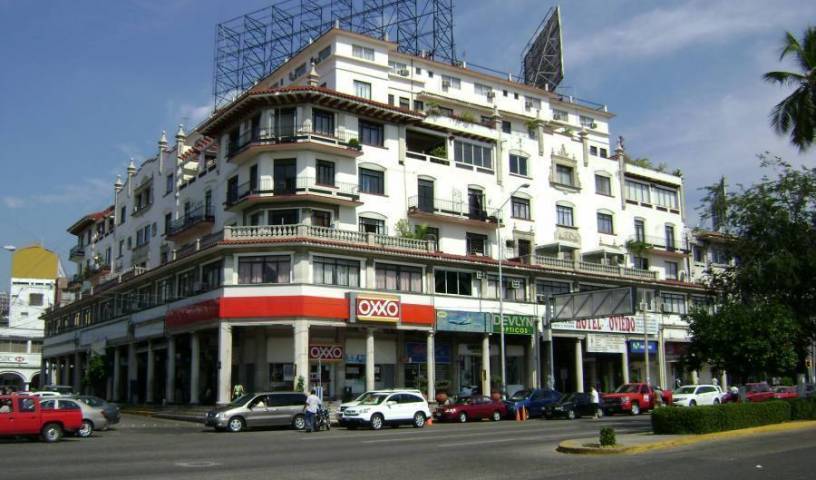 Hotel Oviedo Acapulco, cheap hostels 10 photos