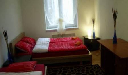 Aston Hostel - Search for free rooms and guaranteed low rates in Krakow, book hostels and backpackers now with IWBmob in Kraków 4 photos