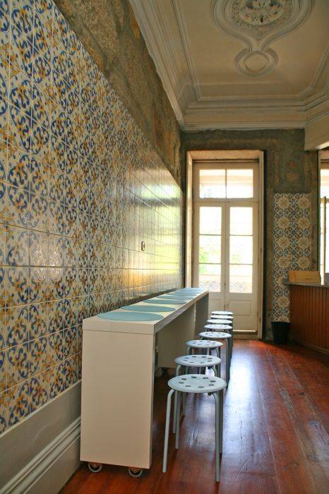 Alma Porto Hostel, Porto, Portugal, youth hostels with air conditioning in Porto
