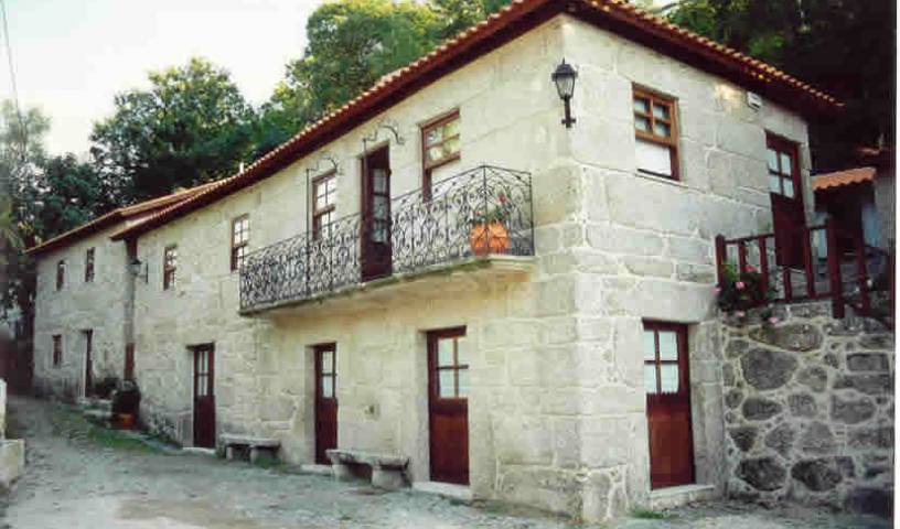 Casa Da Ponte de S. Pedro - Search available rooms and beds for hostel and hotel reservations in Vieira do Minho 13 photos