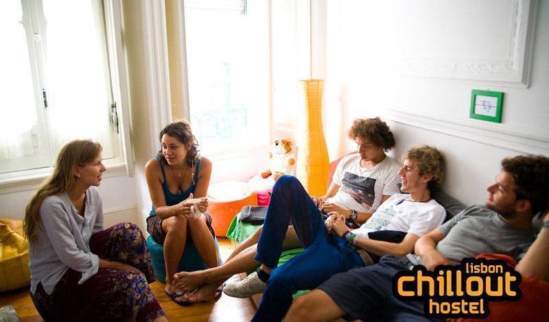 Lisbon Chillout Hostel, we guarantee the lowest price for your bed & breakfast 9 photos