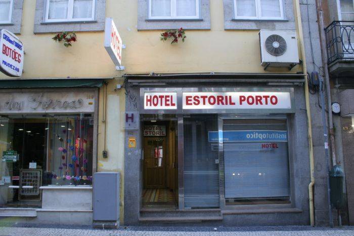 Residencial Estoril, Porto, Portugal, travel hostels for tourists and tourism in Porto