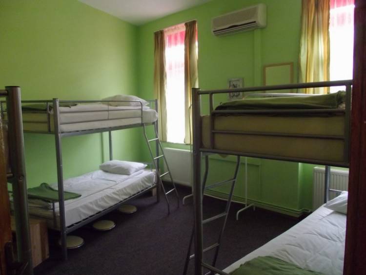 Casual Hostel, Brasso, Romania, compare with the world's largest hostel sites in Brasso